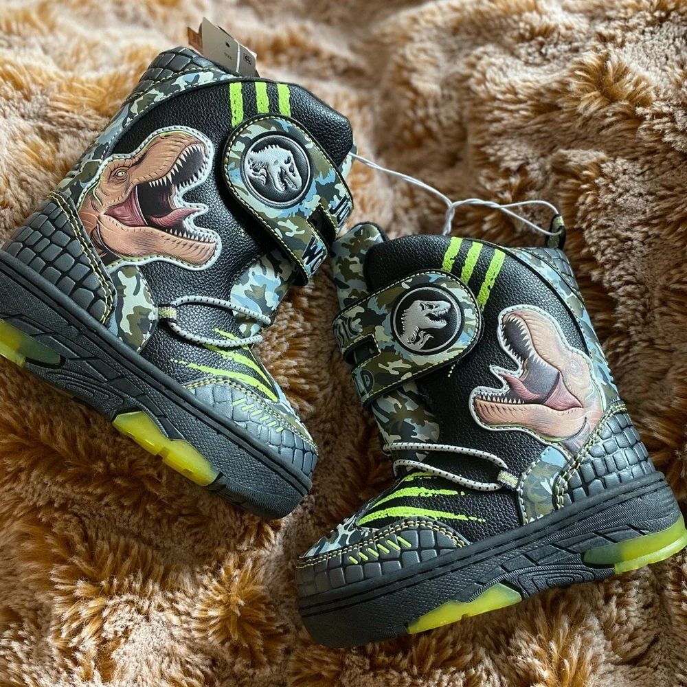 Kids Dinosaur Camo Snow Boots - Black & Green